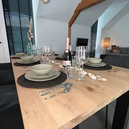 Nieuw! Prachtige Vakantiewoning Aan Zee *